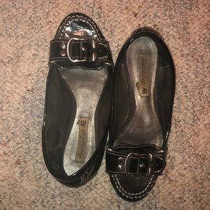 American Eagle Black Flats w Silver Buckle